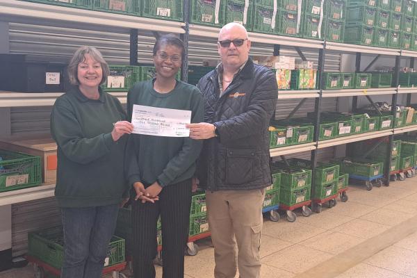 Five food banks receive a donation of £1,000 from GMB London Region